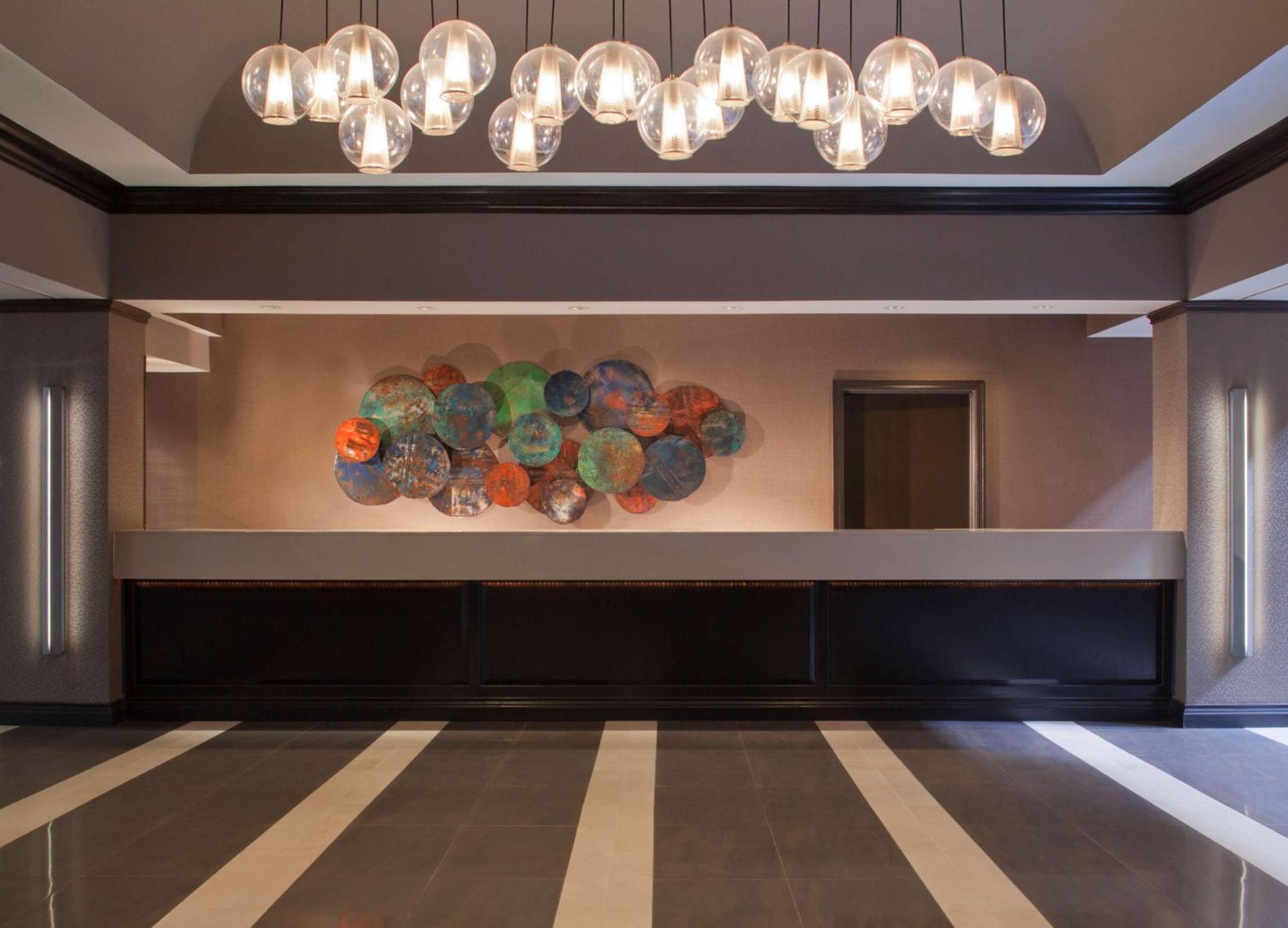 Embassy Suites By Hilton Houston Near The Galleria Экстерьер фото