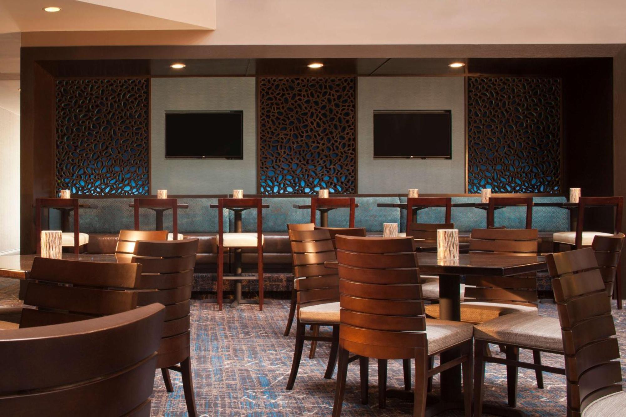 Embassy Suites By Hilton Houston Near The Galleria Экстерьер фото