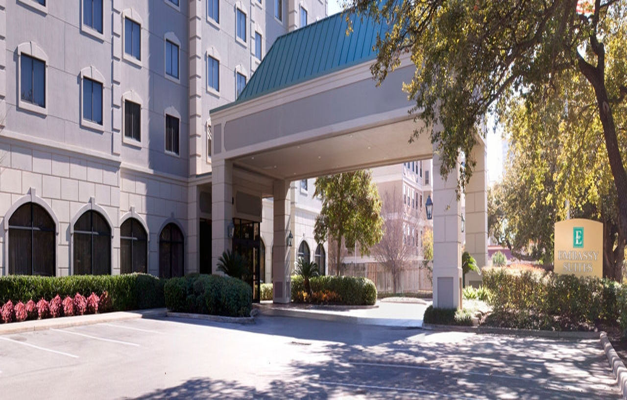 Embassy Suites By Hilton Houston Near The Galleria Экстерьер фото