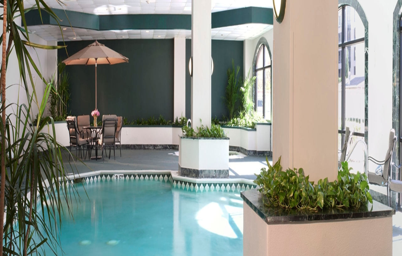Embassy Suites By Hilton Houston Near The Galleria Экстерьер фото